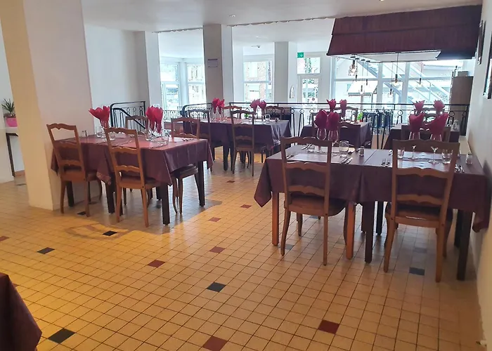 Hotel De La Promenade Bains-les-Bains