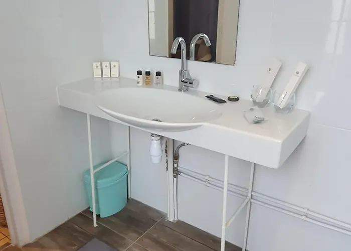 Hotel De La Promenade *